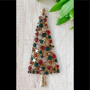 Vintage Christmas Pin Rhinestone Tree Multi Color